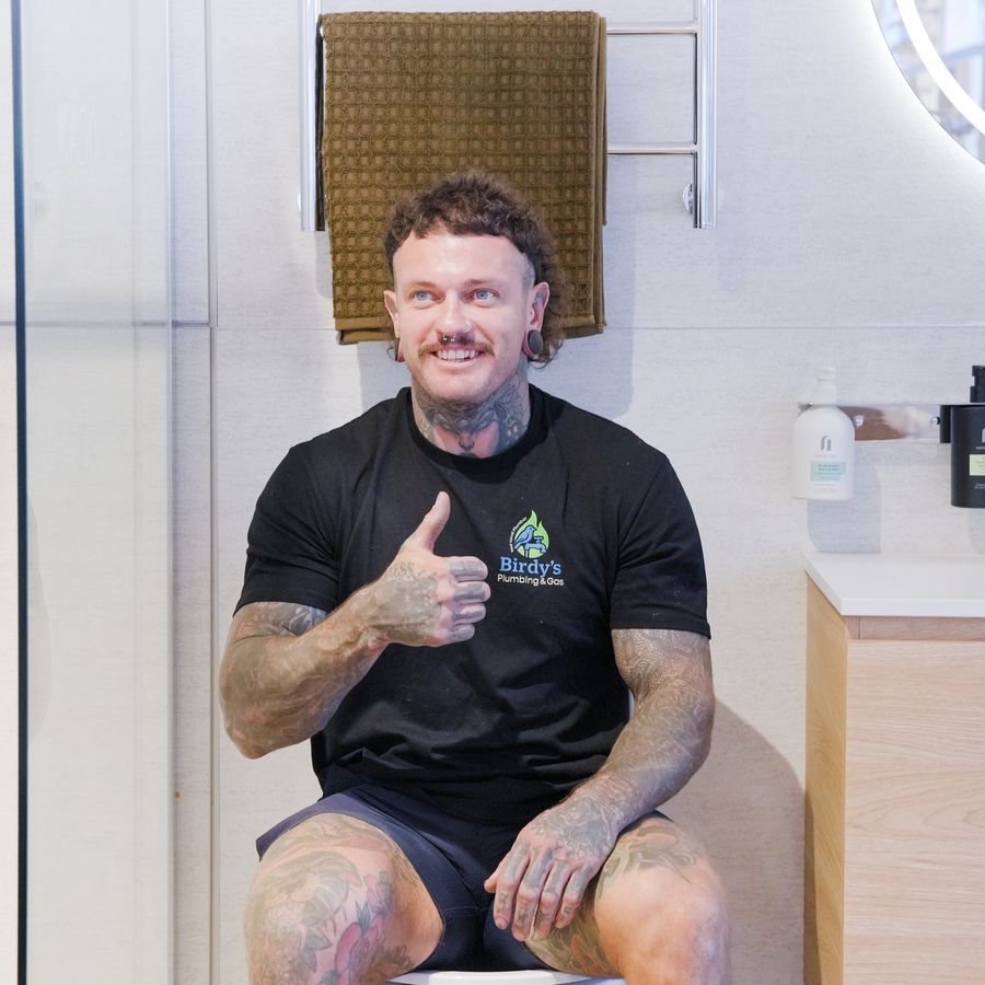 Thumbs up after a bathroom job